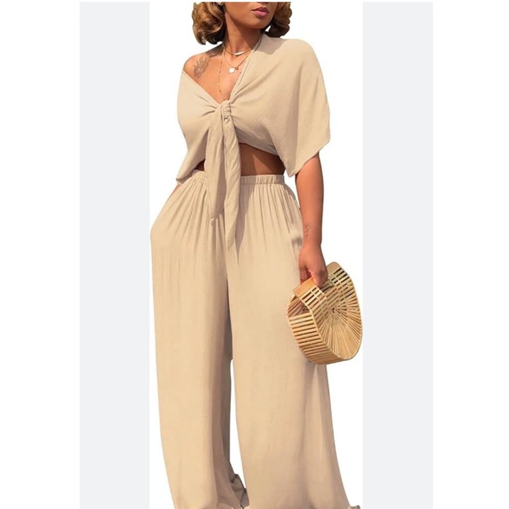 Elan 2 PC Set Cream Sleeveless Crop Top and Tie Front Wide Leg Pants Medium